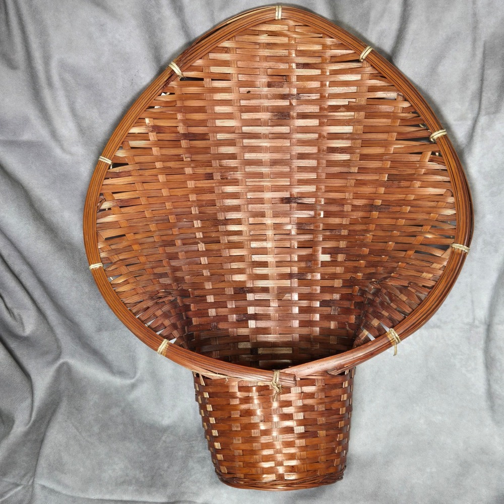 Wicker Fan Back Spade Rattan Basket Planter Vintage MCM Boho